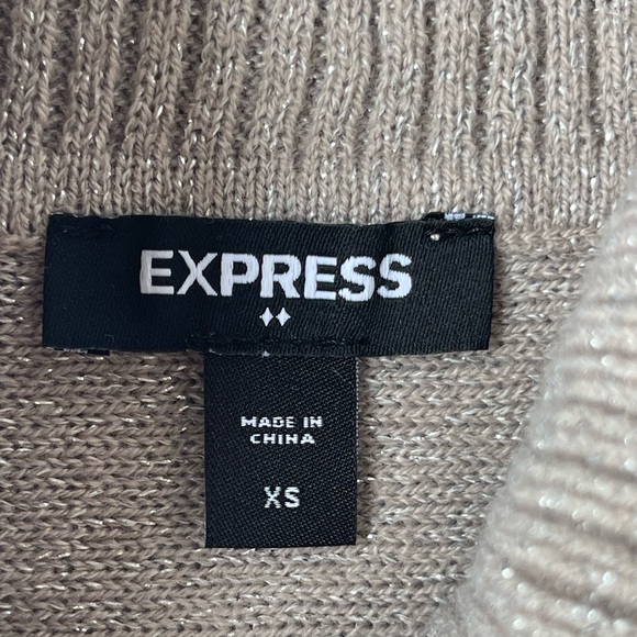 Express sweater, size XS. - Picture 4 of 16